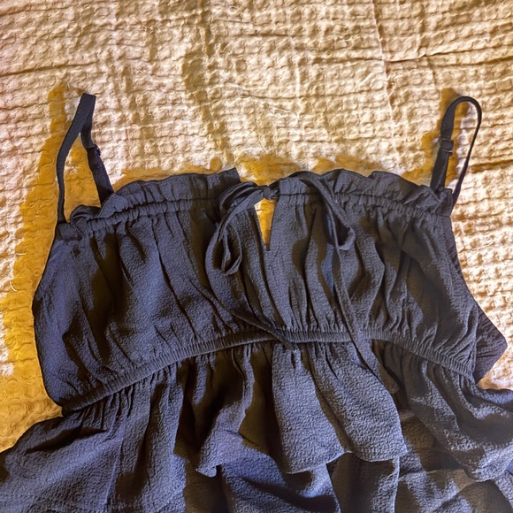 🐞Flowy Cropped Tank - Picture 2 of 4